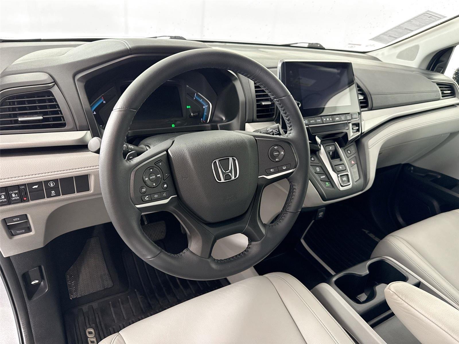 Used 2023 Lunar Silver Metallic Honda EX-L image 4