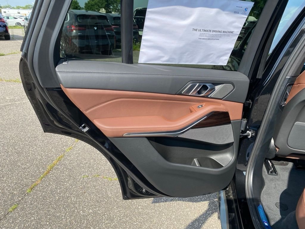New 2026 Black Sapphire Metallic BMW xDrive50e image 6