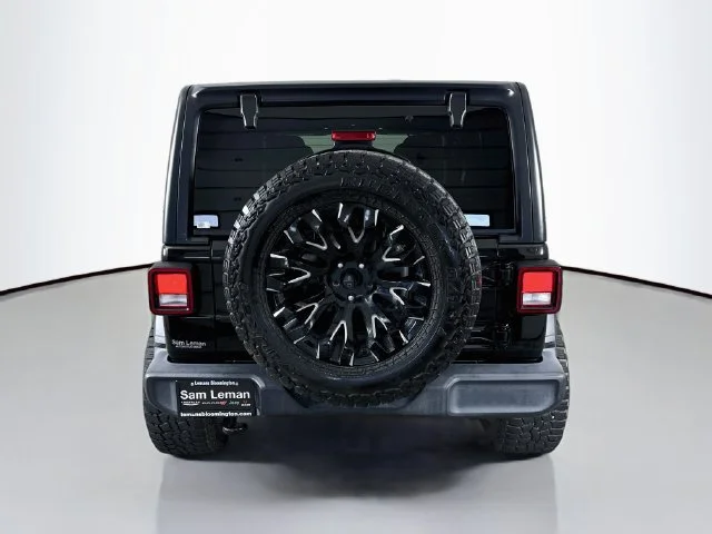 Used 2024 Black Jeep Sport S image 6