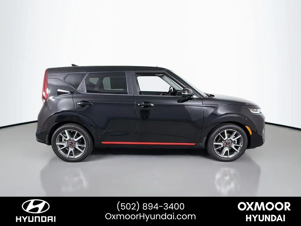 Used 2022 Cherry Black Kia Turbo image 8
