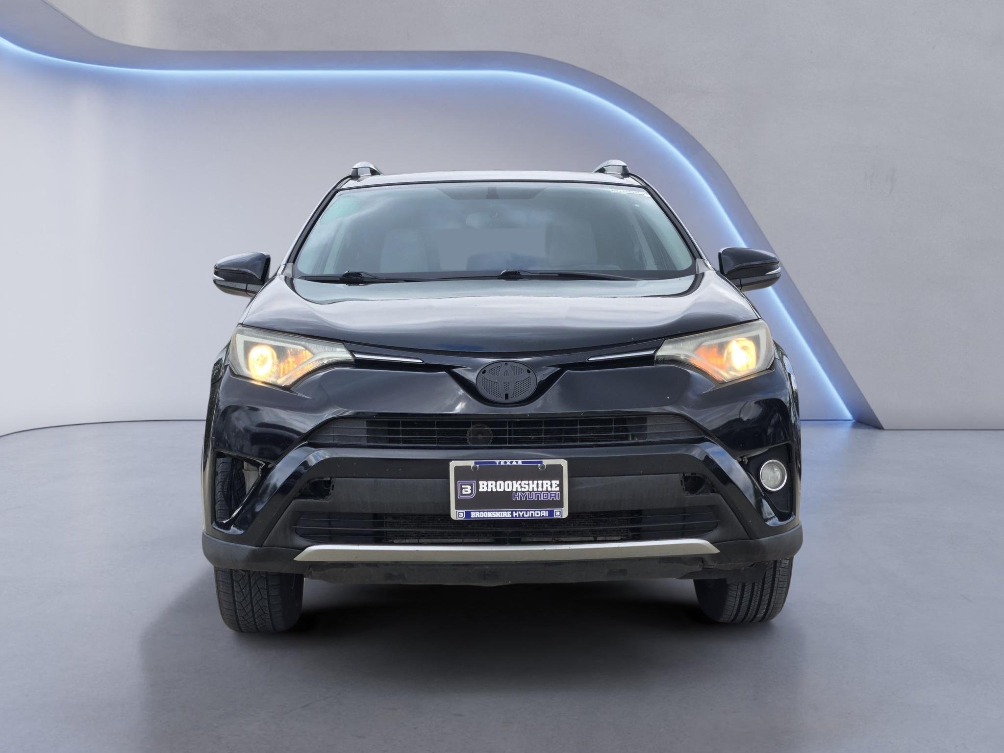 Used 2016 Toyota RAV4 XLE with VIN 2T3WFREV6GW264184 for sale in Brookshire, TX