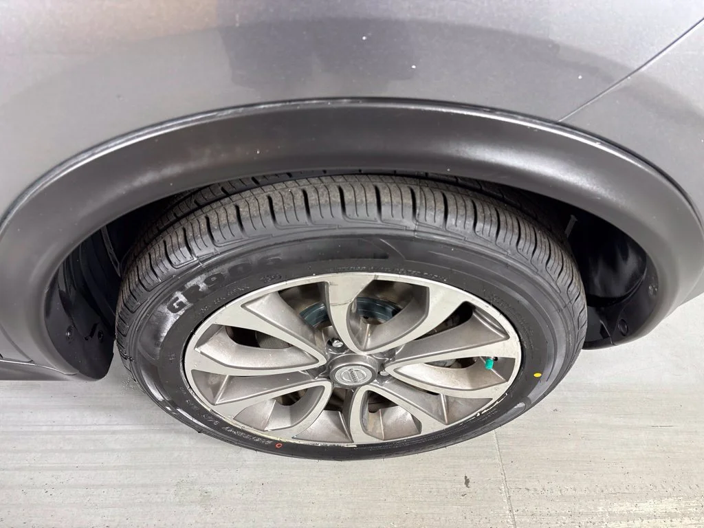 Used 2017 Gray Nissan SV image 11