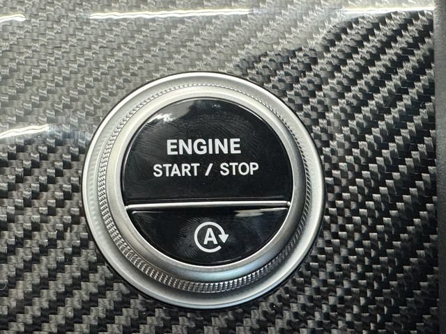 New 2026 MANUFAKTUR Moonlight White Metallic Mercedes-Benz AMG® CLE 53 4MATIC+ Coupe image 81