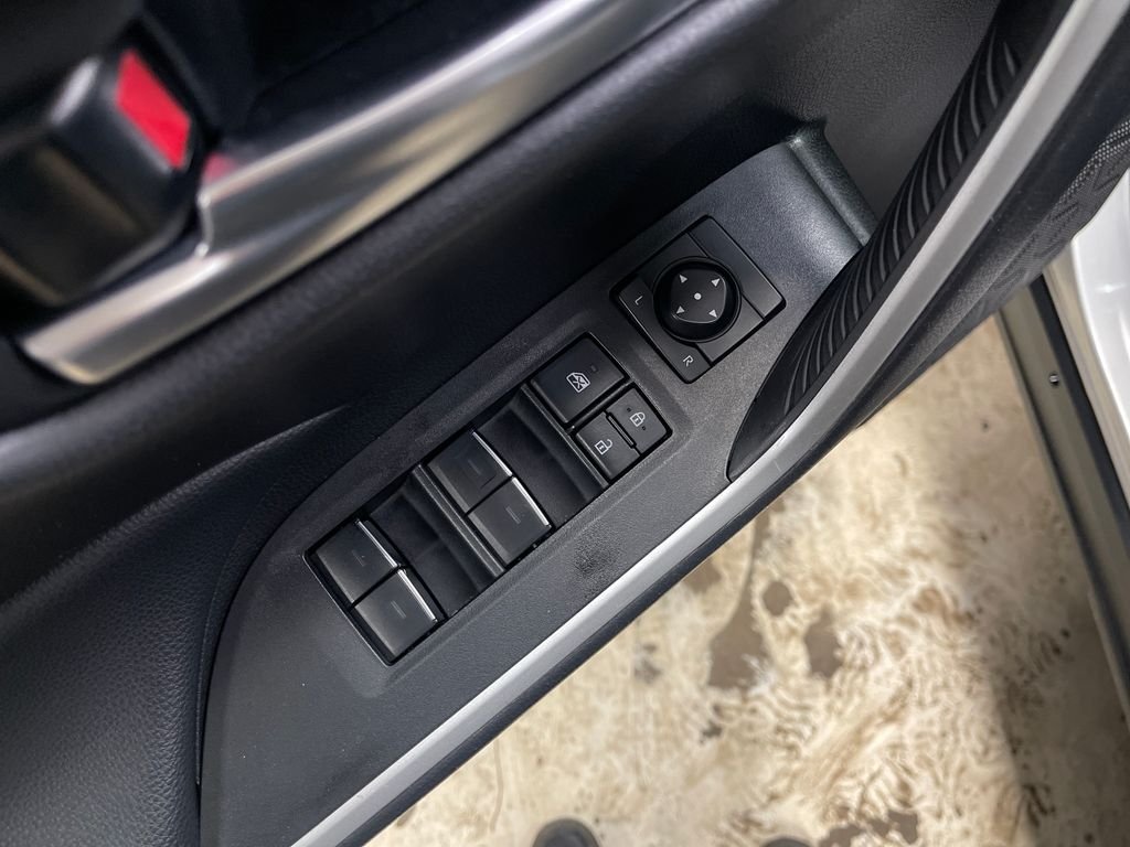 Used 2025 Silver Toyota XLE image 15