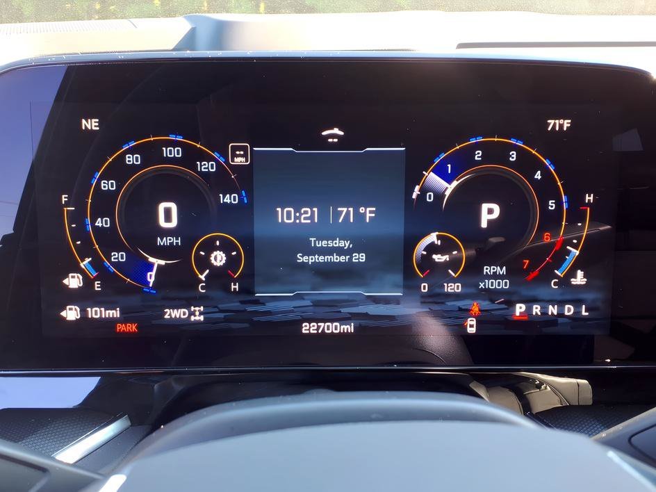 Used 2025 Black Chevrolet RST image 26