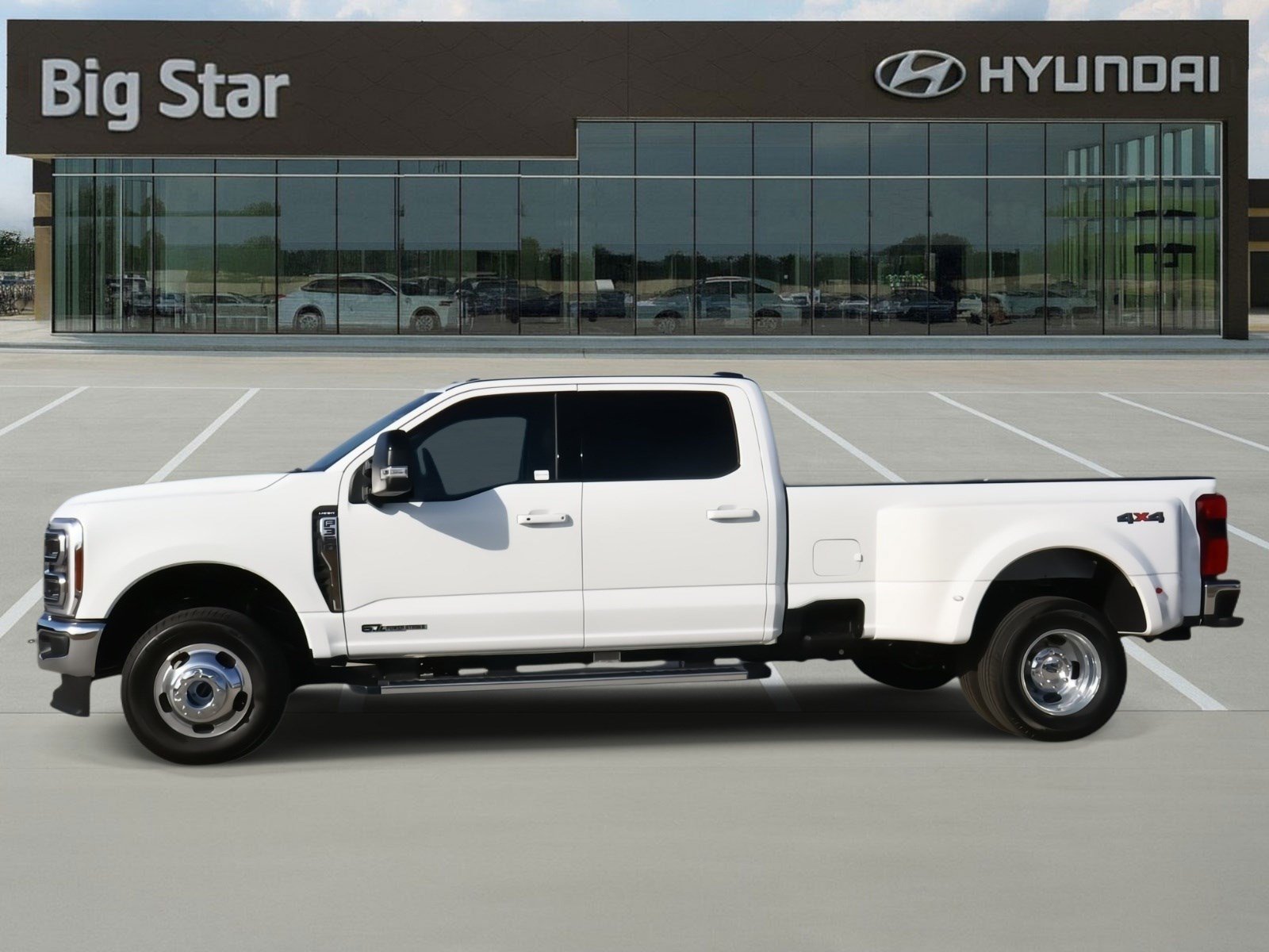 Used 2026 Blue Ford Lariat image 2