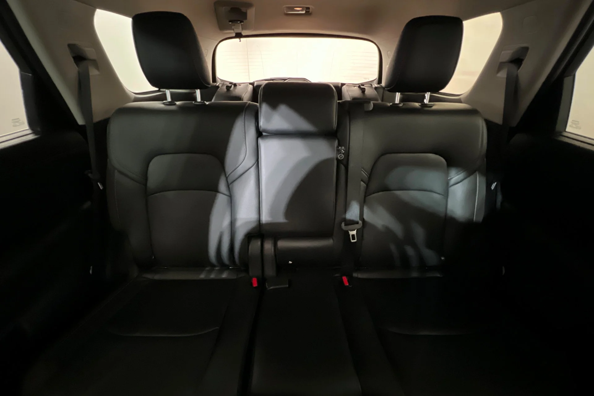 2025 Nissan Pathfinder SL - Photo 26