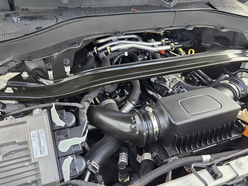 Used 2022 White Metallic FORD ST 4WD image 22