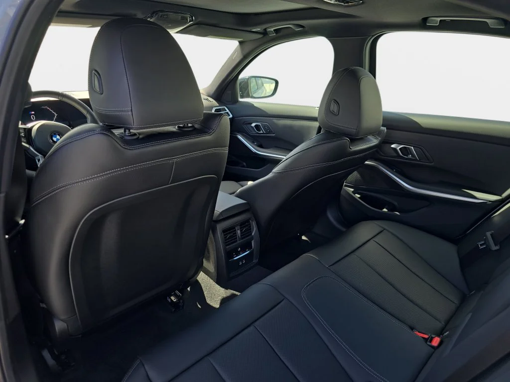 Used 2026 Brooklyn Grey Metallic BMW 330i image 11