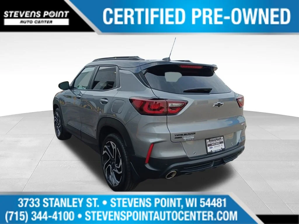 Used 2025 Sterling Gray Metallic Chevrolet RS image 5