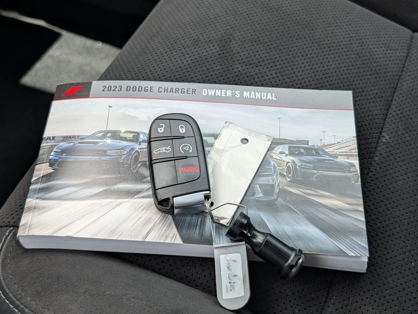 Used 2023 Go Mango Dodge Scat Pack image 22
