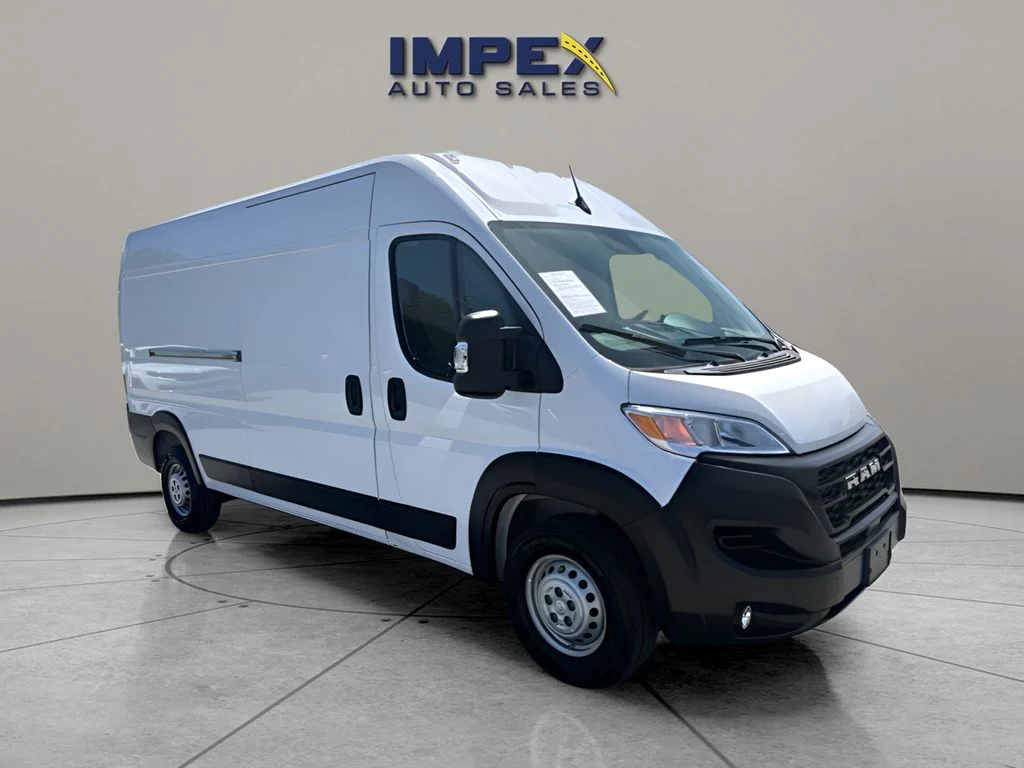 Used 2026 White Ram High Roof image 7