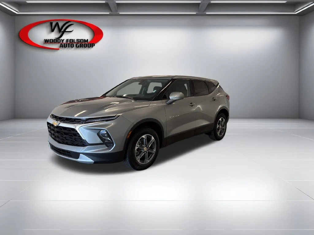 New 2026 Sterling Gray Metallic Chevrolet 2LT image 3
