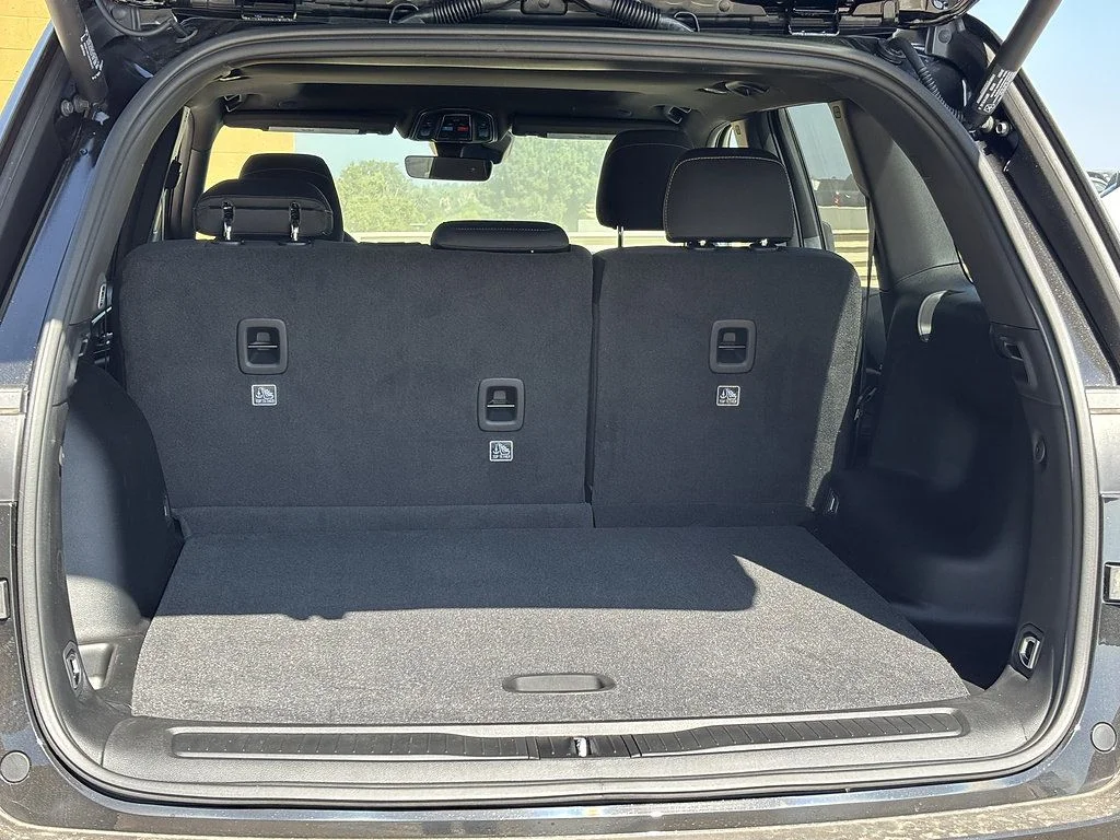 New 2026 Black Jeep Laredo X image 20