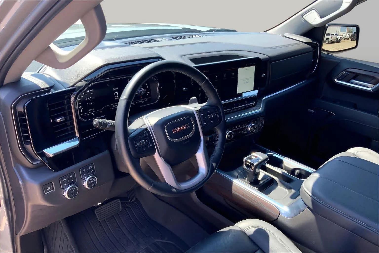 Used 2024 Sterling Metallic GMC SLT image 18