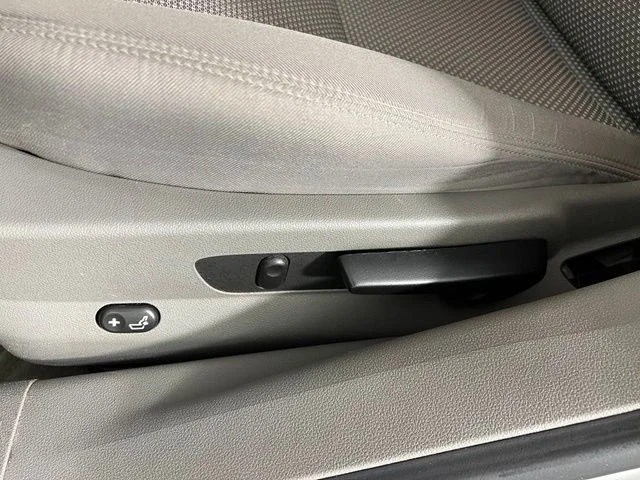 Used 2012 Silver Chevrolet LS image 20