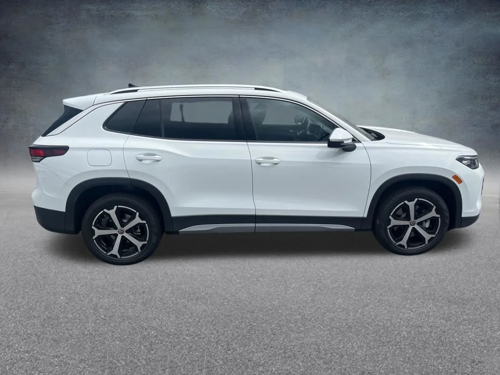 New 2026 White Volkswagen 2.0T SE image 6
