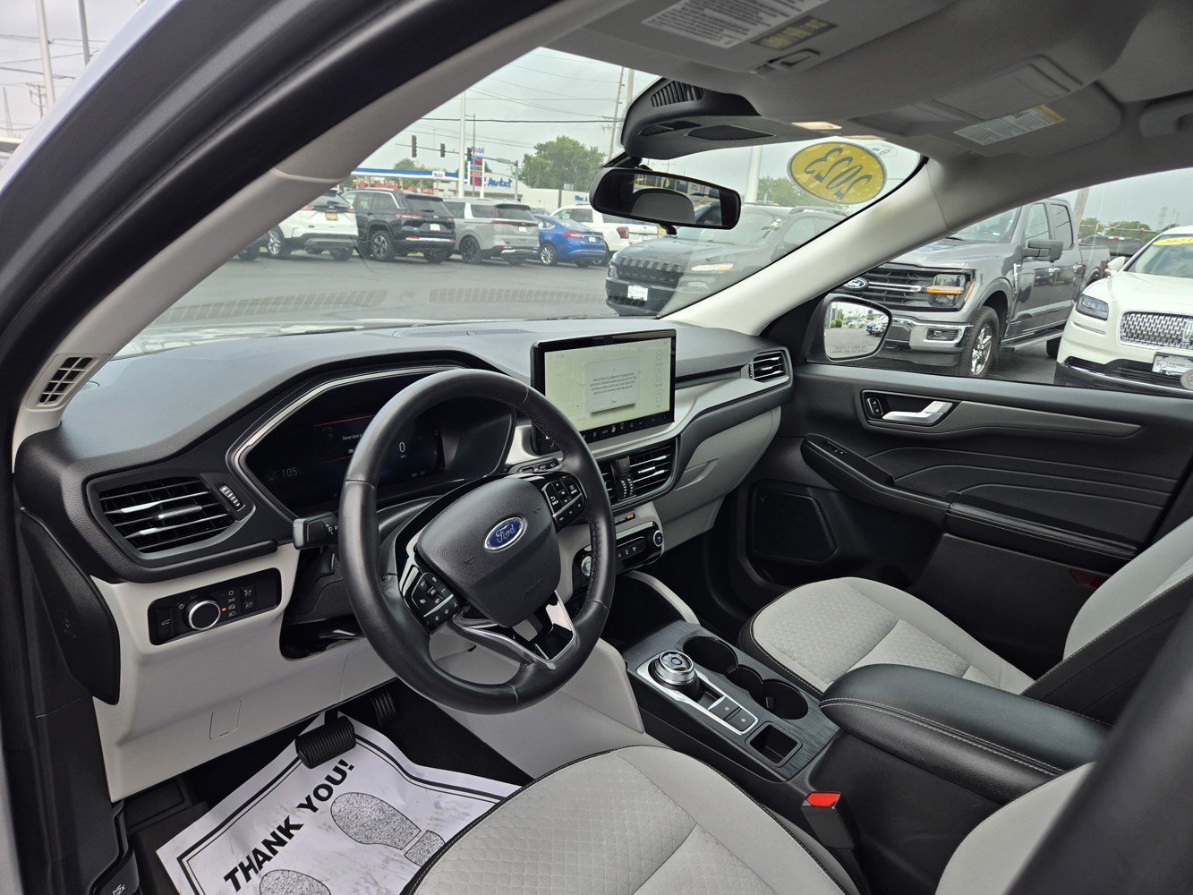 Used 2023  Ford Active image 2