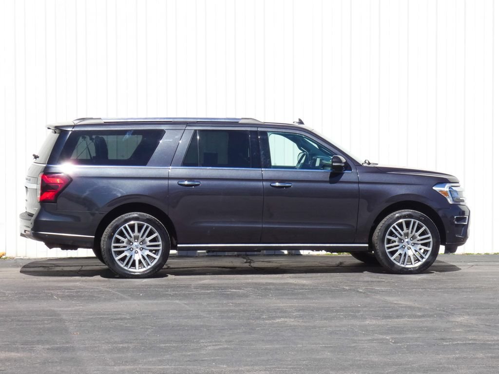 Used 2022 Ford Expedition Limited with VIN 1FMJK2AT4NEA11110 for sale in Kansas City