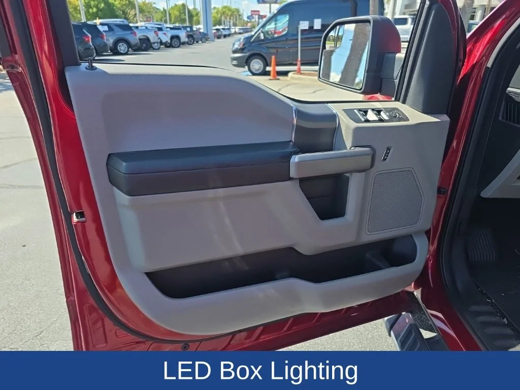 Used 2019 Ruby Red Metallic Tinted Clearcoat Ford XLT image 9
