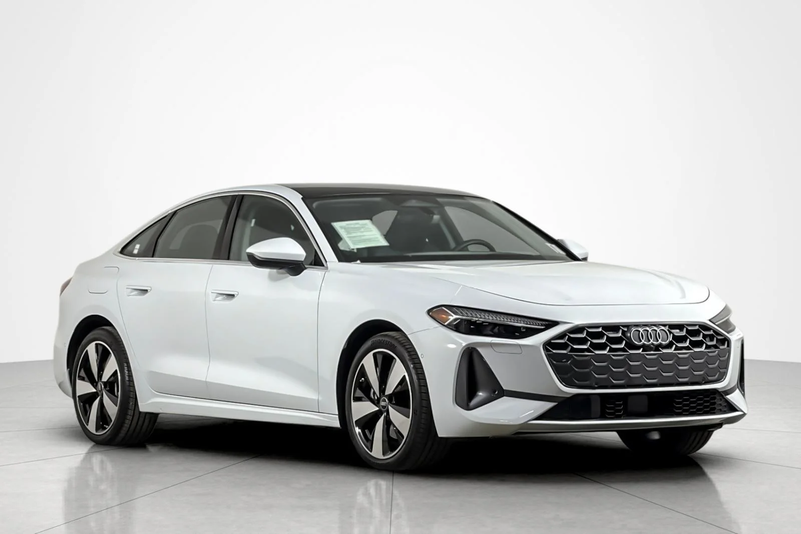 Used 2025 Glacier White Metallic Audi Premium Plus 2.0 TFSI quattro image 7