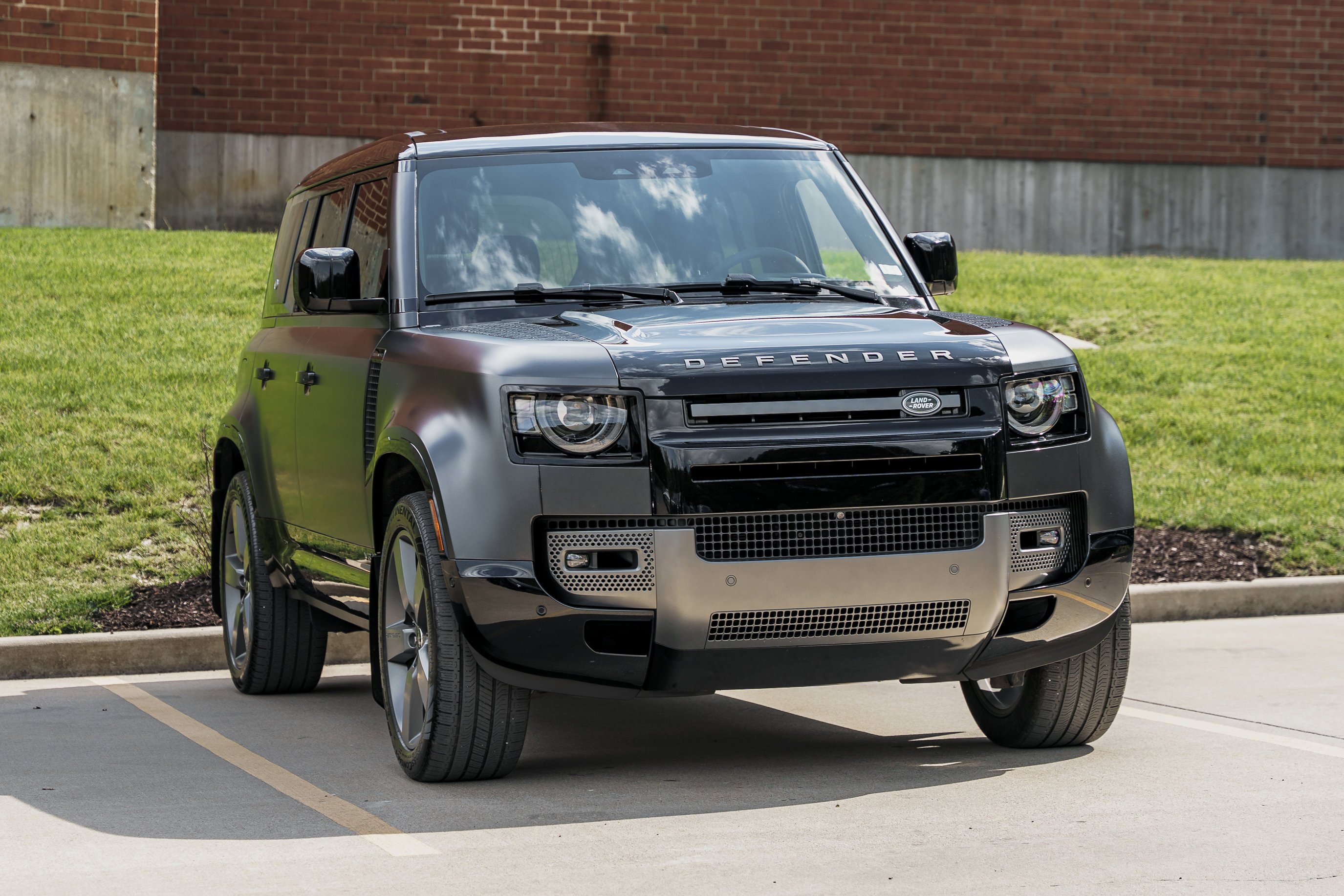 Used 2024 Carpathian Grey Premium Metallic Land Rover Carpathian Edition image 2