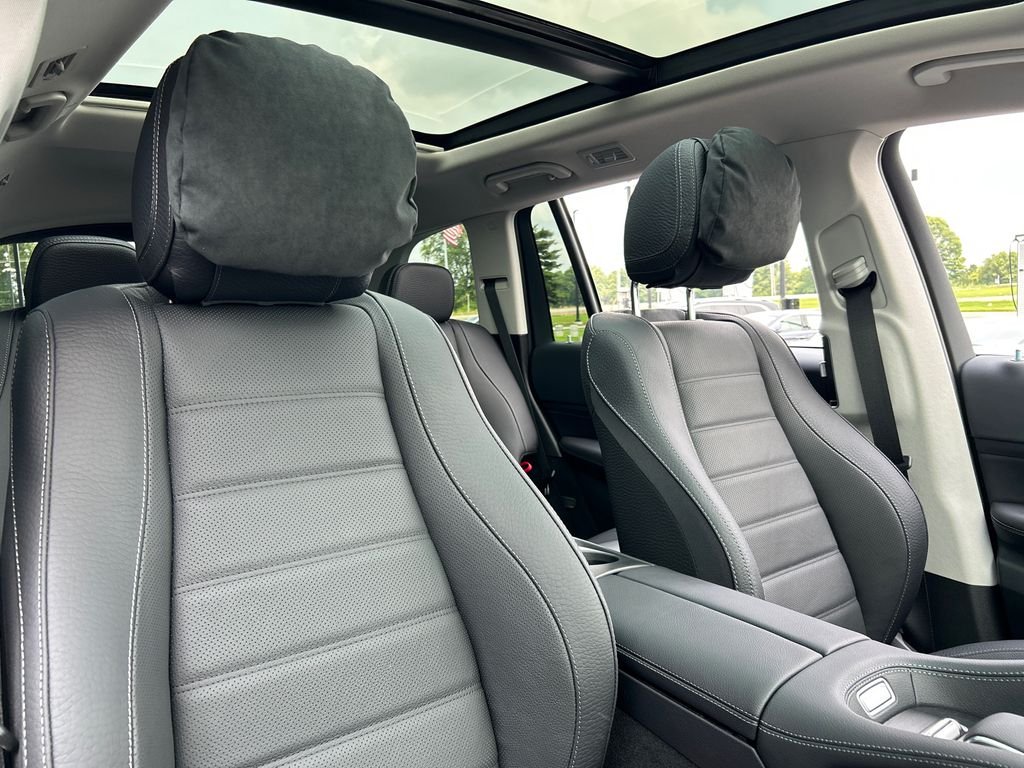 New 2026 MANUFAKTUR Alpine Grey Mercedes-Benz GLS 450 image 29
