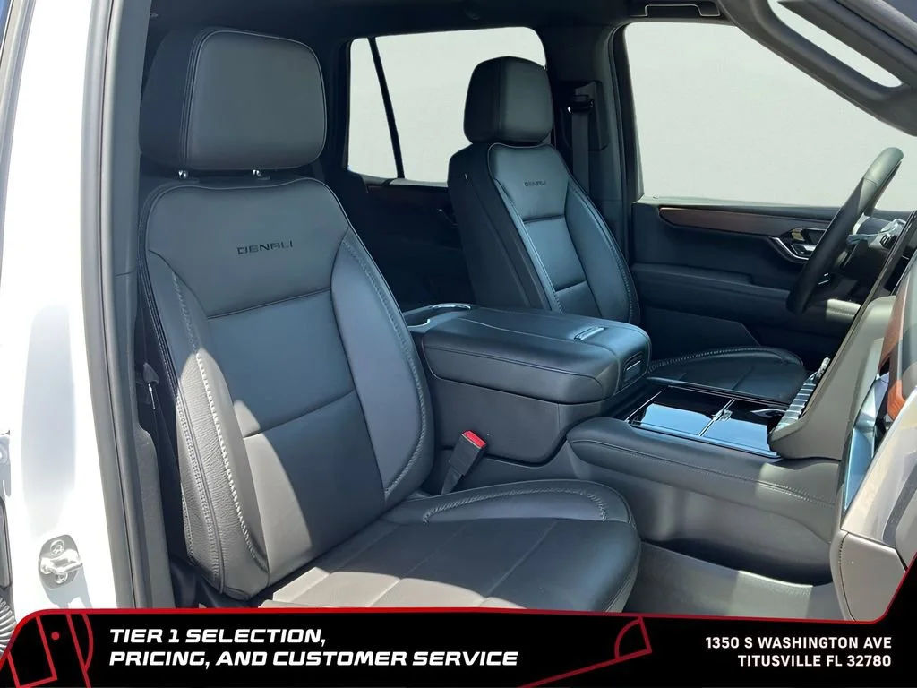 Used 2025 Summit White GMC Denali image 13