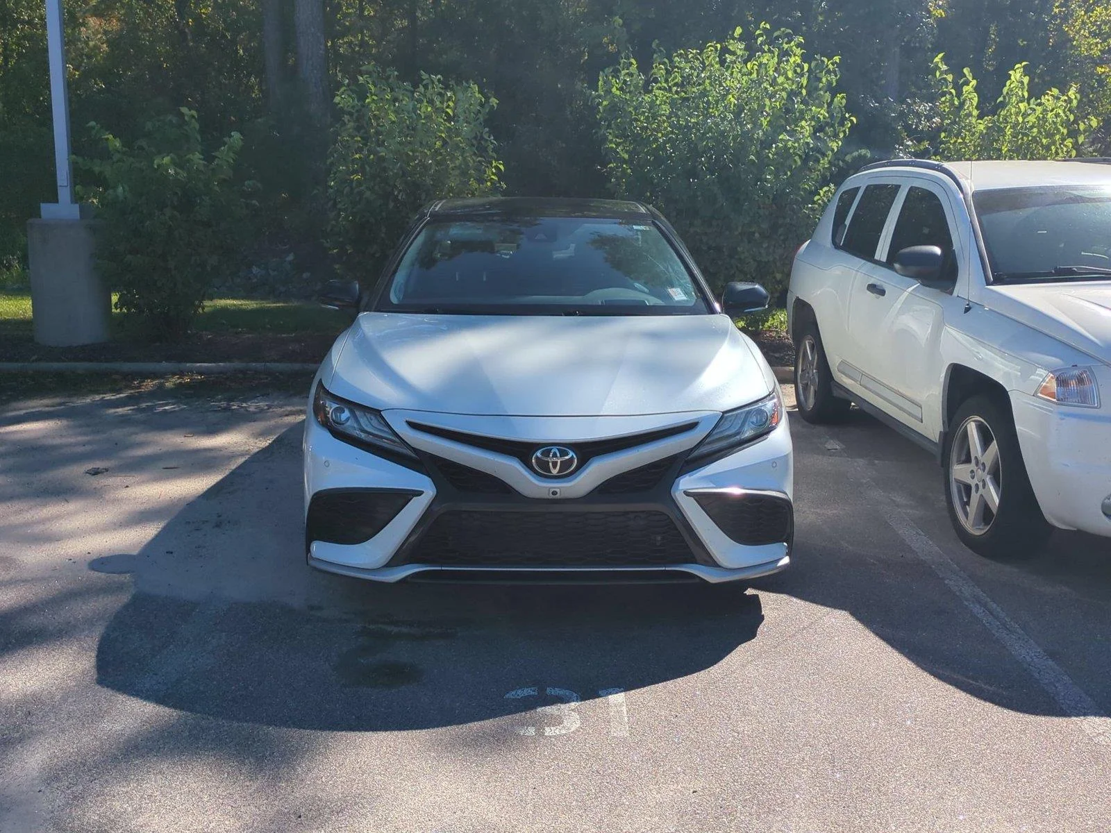 Used 2022 Wind Chill Pearl w/Midnight Black Metallic Roof Toyota XSE V6 image 2