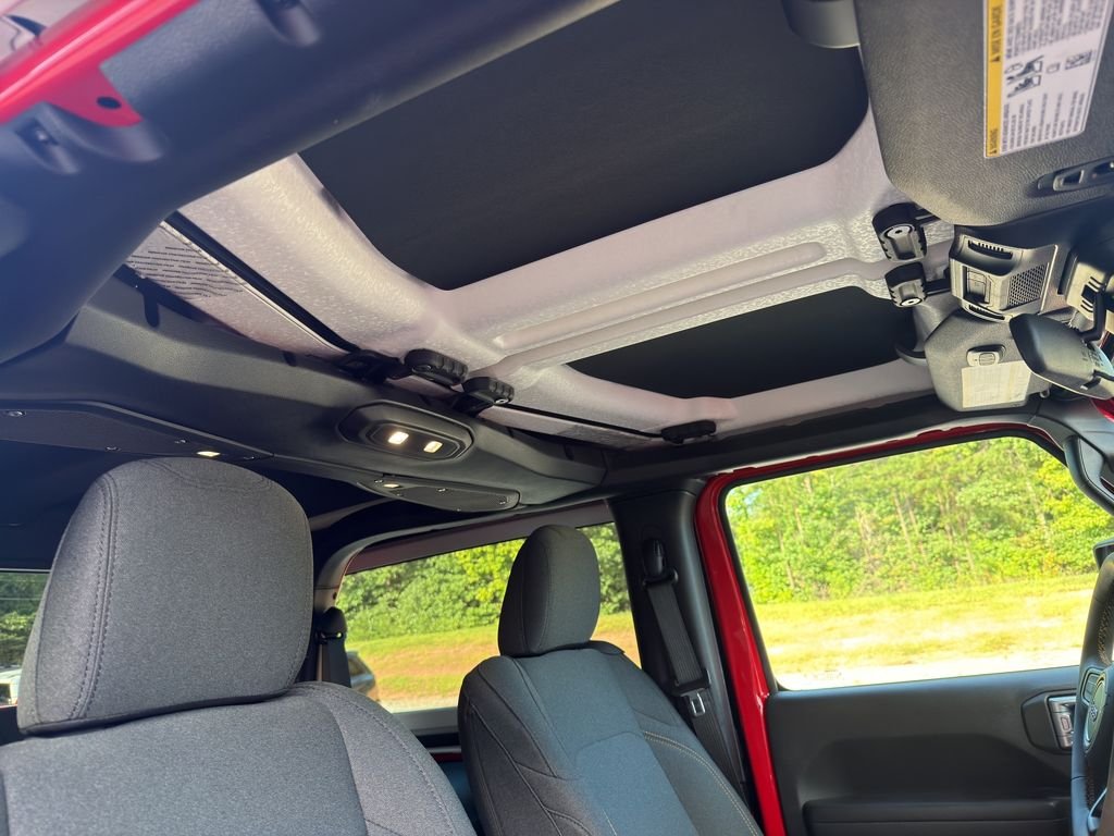 Used 2024 Firecracker Red Clearcoat Jeep Sport S image 18