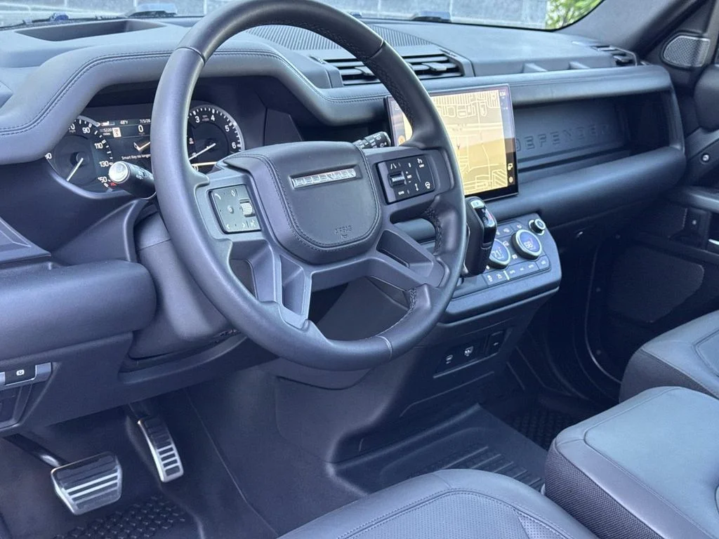 2023 Land Rover Defender X - Photo 17