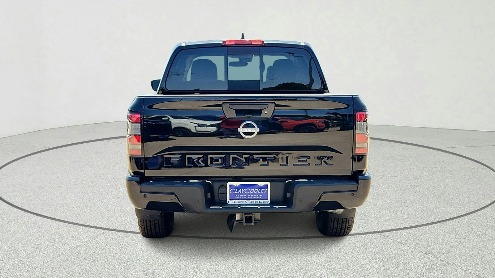 New 2026 Super Black Nissan Crew Cab SV image 4
