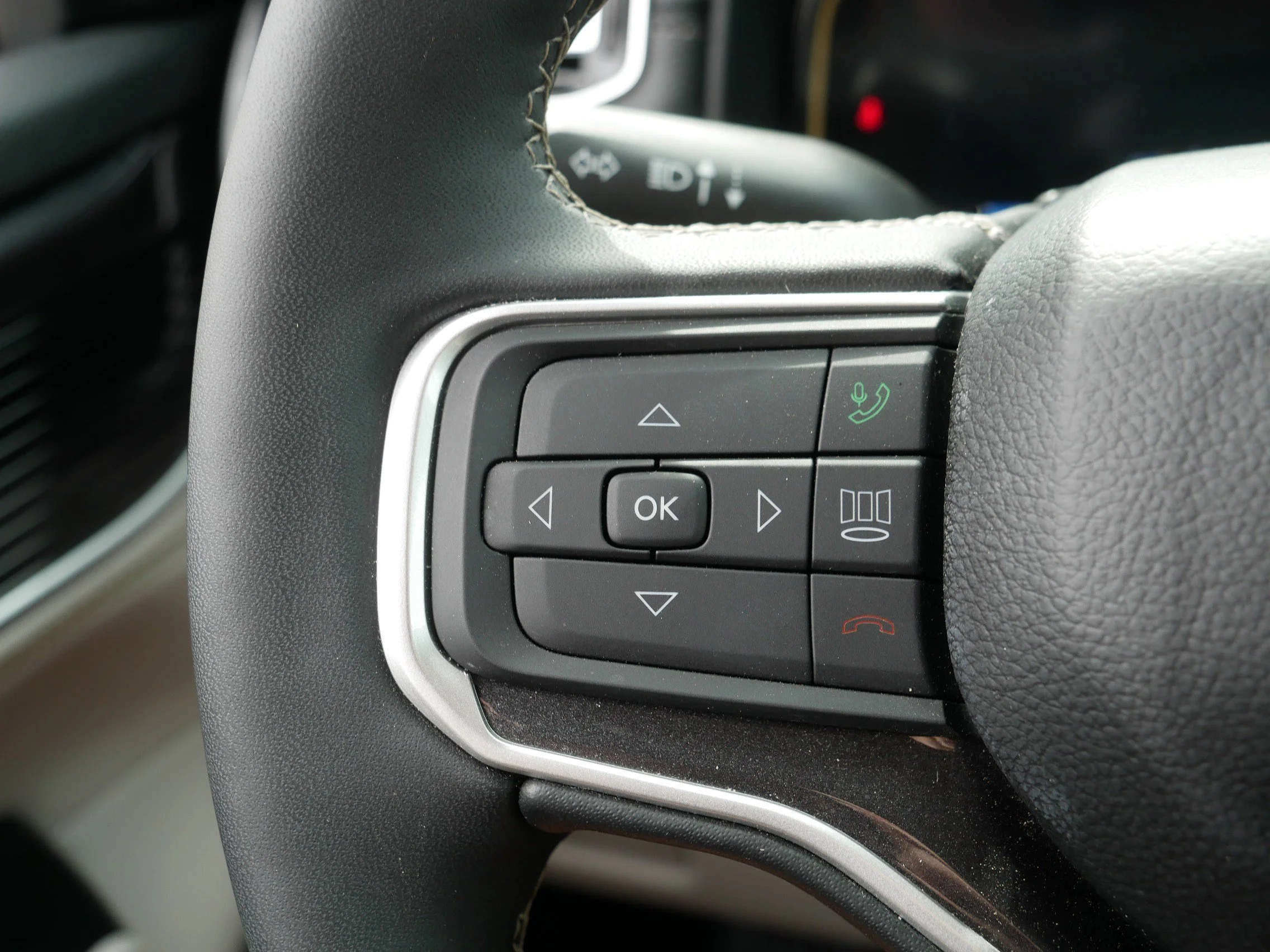 Certified Used 2024 River Rock Jeep 4WD image 28