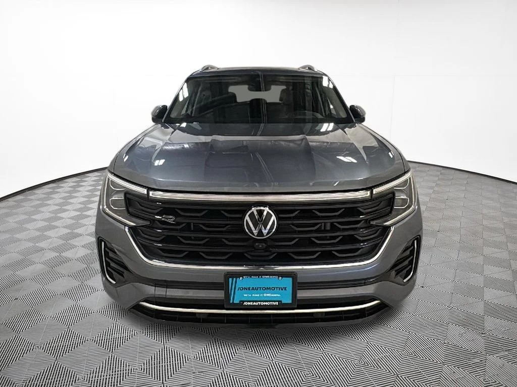 Used 2024 Gray Volkswagen 2.0T SEL Premium R-Line image 3