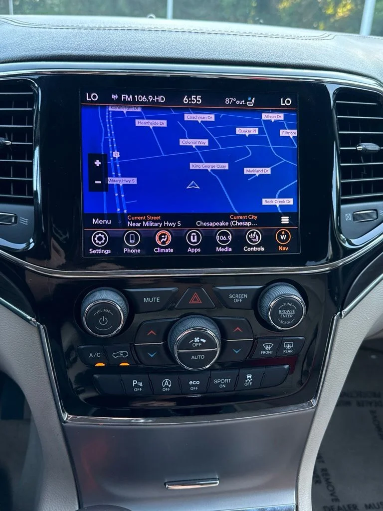 Used 2019 Black Jeep Overland image 24