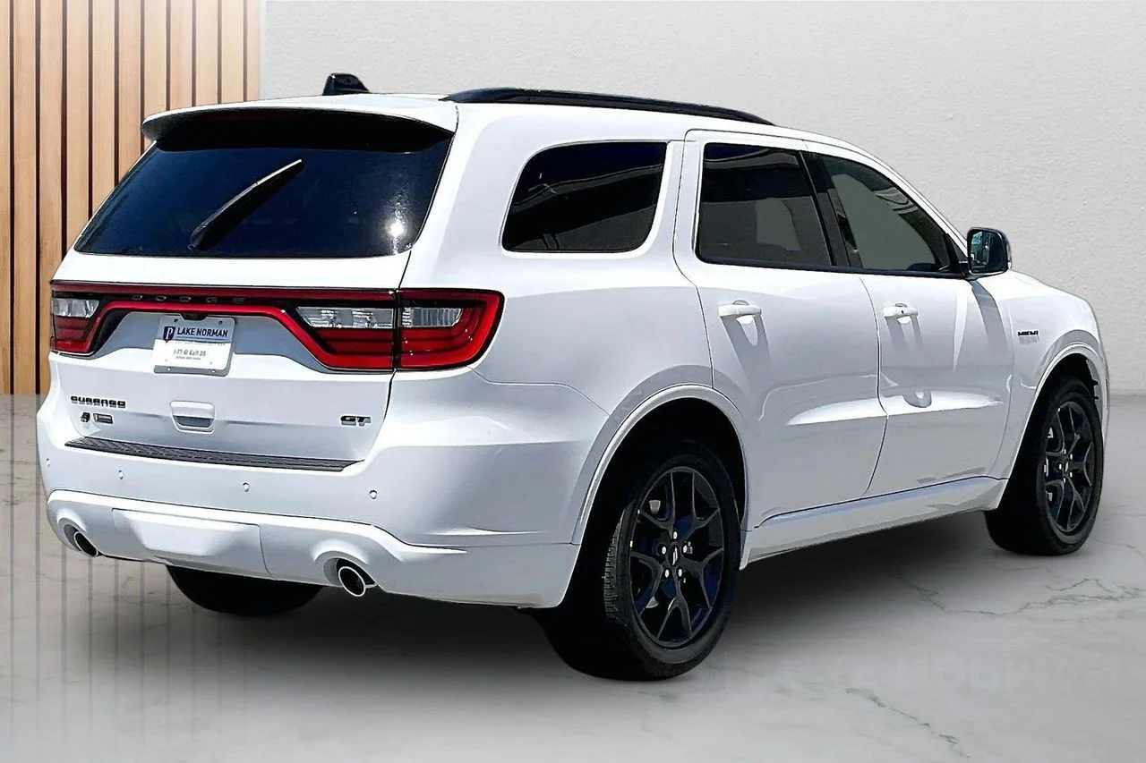 New 2026 White Knuckle Clear-Coat Exterior Paint Dodge  image 9