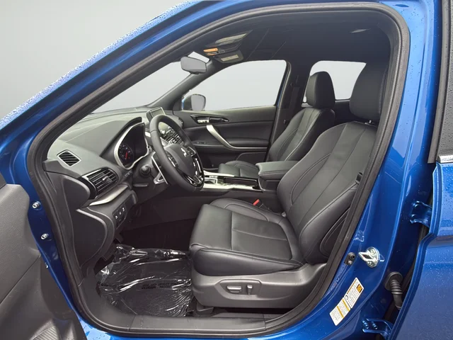 New 2026 Blue Mitsubishi SEL image 10