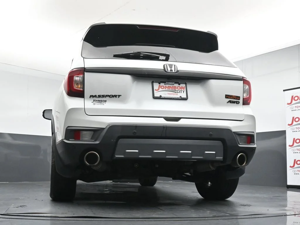 Used 2022 White Honda TrailSport image 37