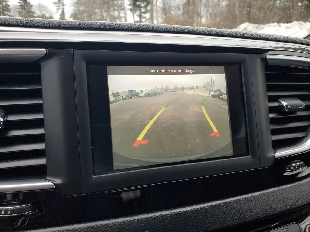 Used 2019 Black Chrysler Touring Plus image 21