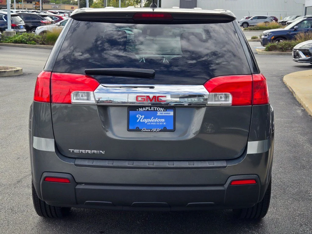 Used 2013 Gray GMC SLE-1 image 11