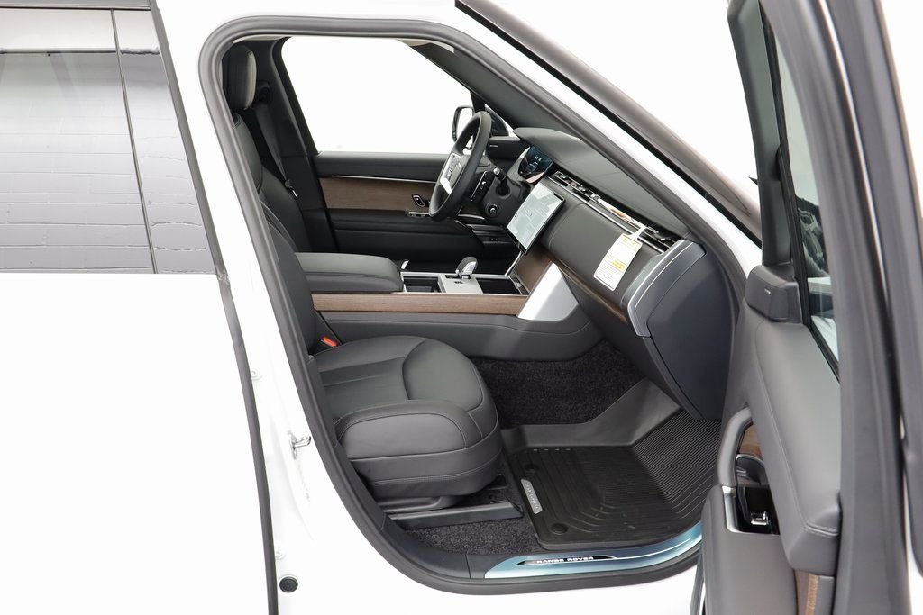2025 Land Rover Range Rover SE - Photo 20