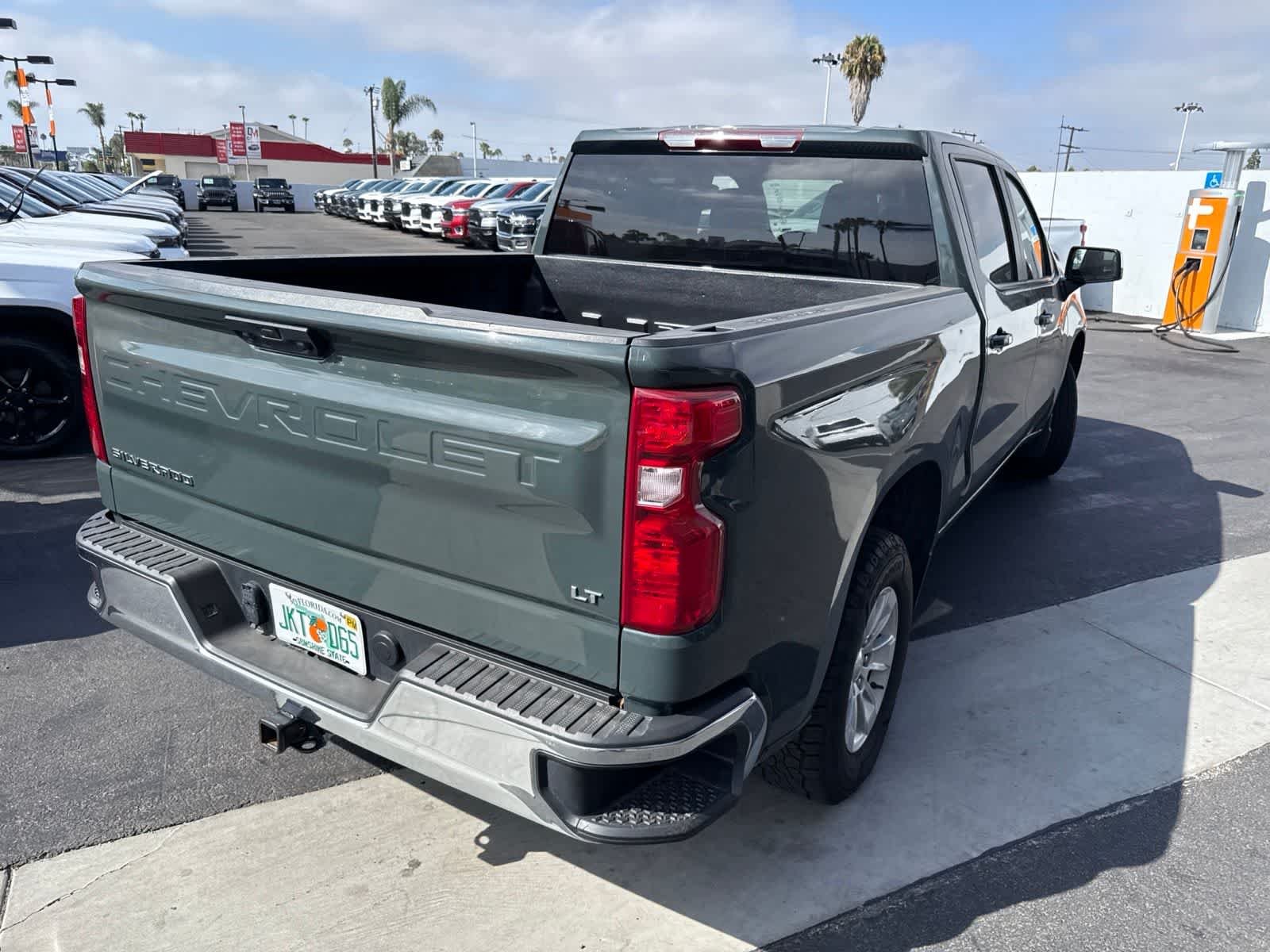 Used 2025 Cypress Gray Chevrolet LT image 13