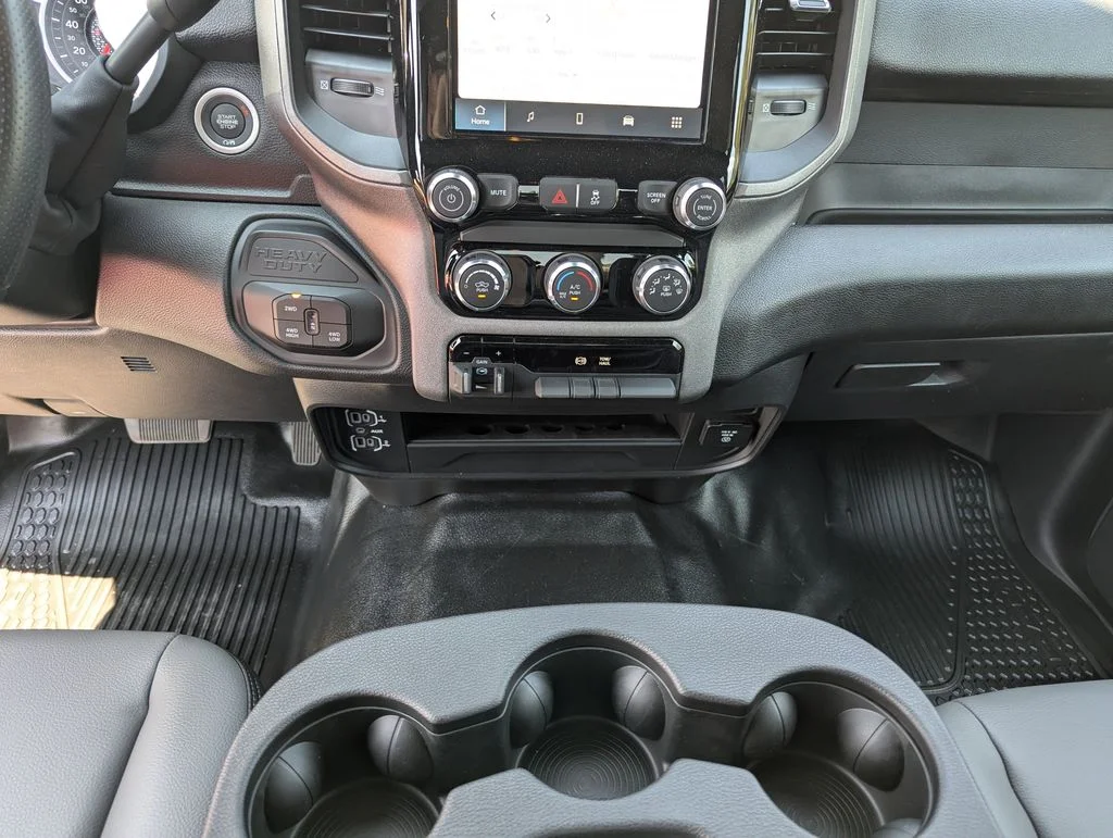 2025 RAM 3500 Tradesman - Photo 27