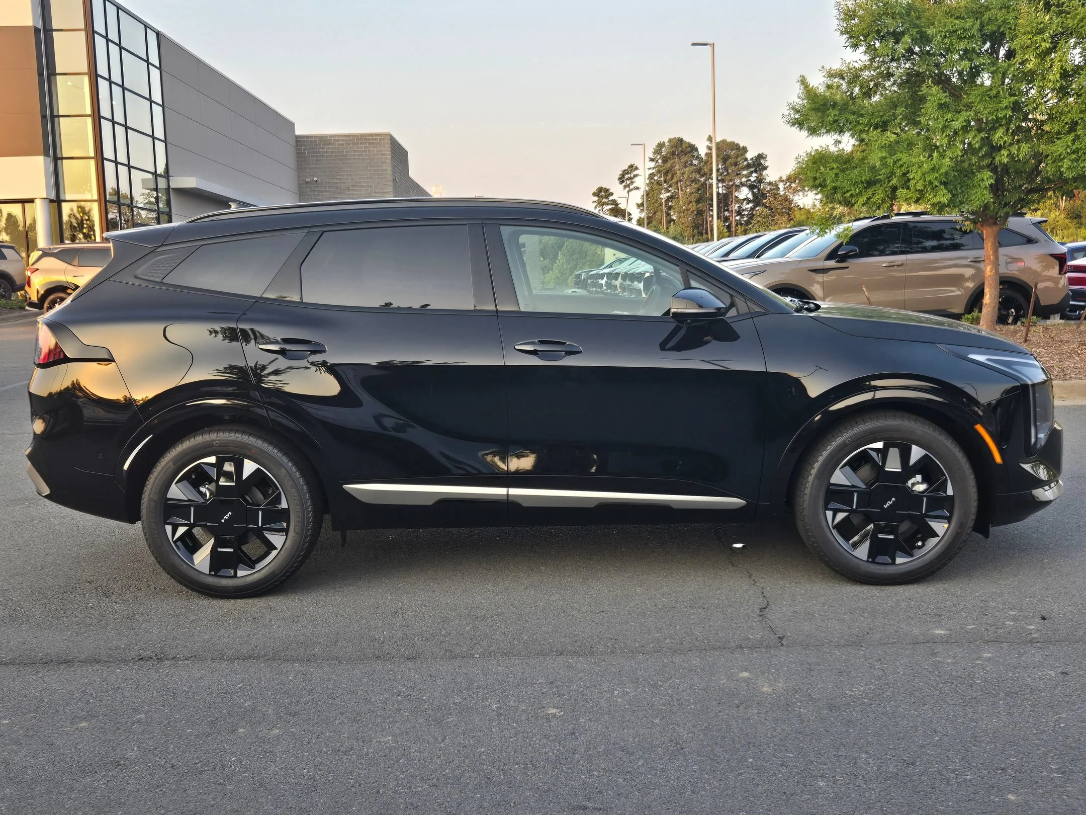 New 2026 Ebony Black Kia SX-Prestige image 8