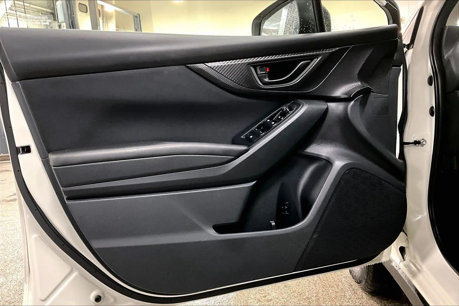 Used 2021 Crystal White Pearl Subaru  image 21
