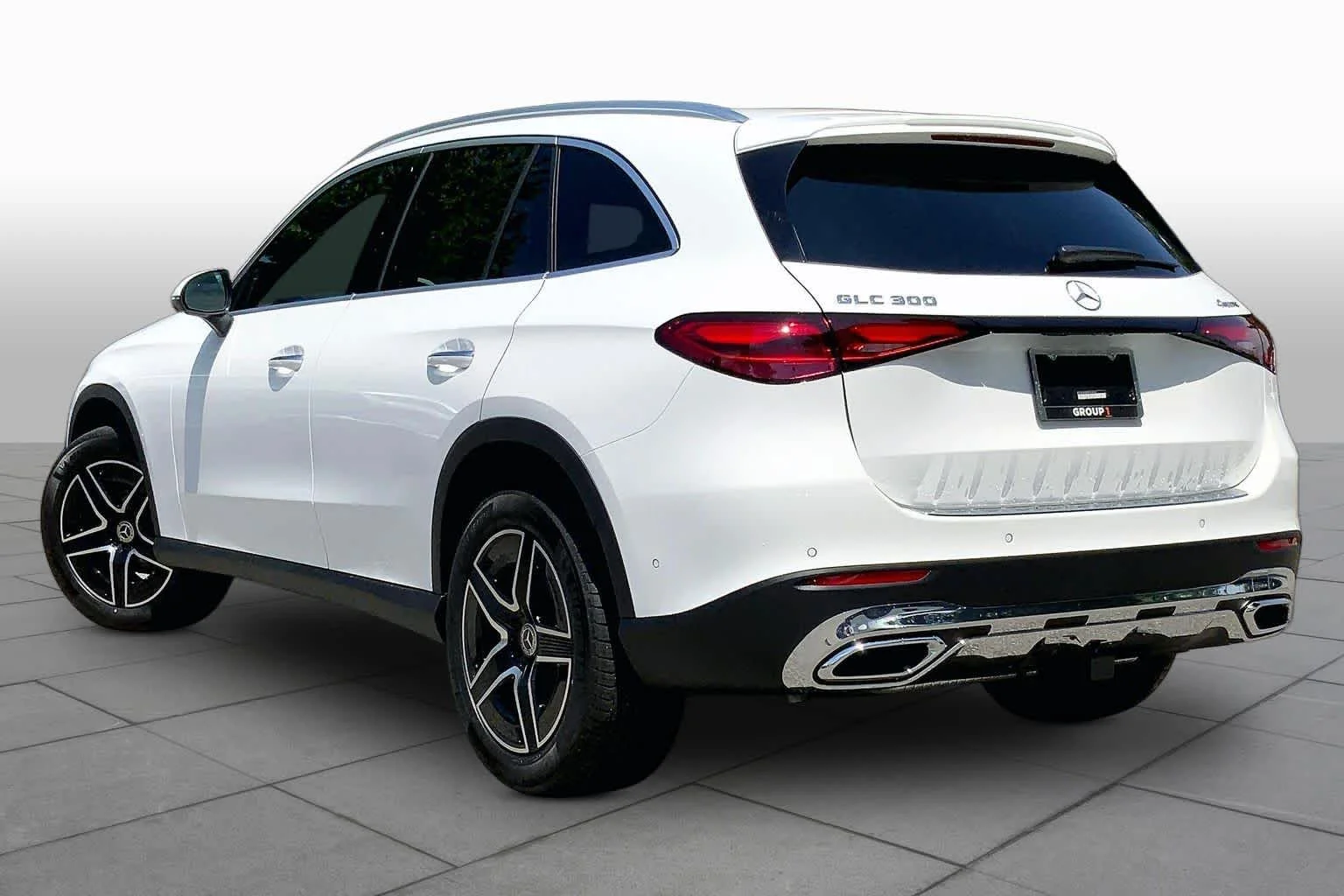 New 2026 Polar White Mercedes-Benz GLC 300 image 16