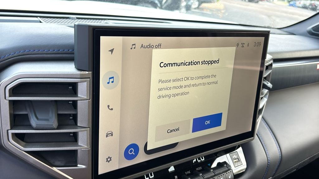 New 2026 Wind Chill Pearl <sup>1</sup> Toyota Tundra Platinum image 21