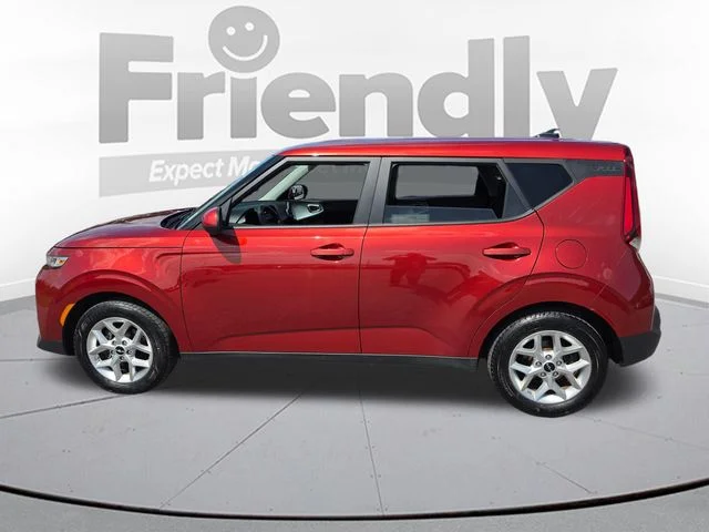 Used 2022 Orange Kia LX image 9