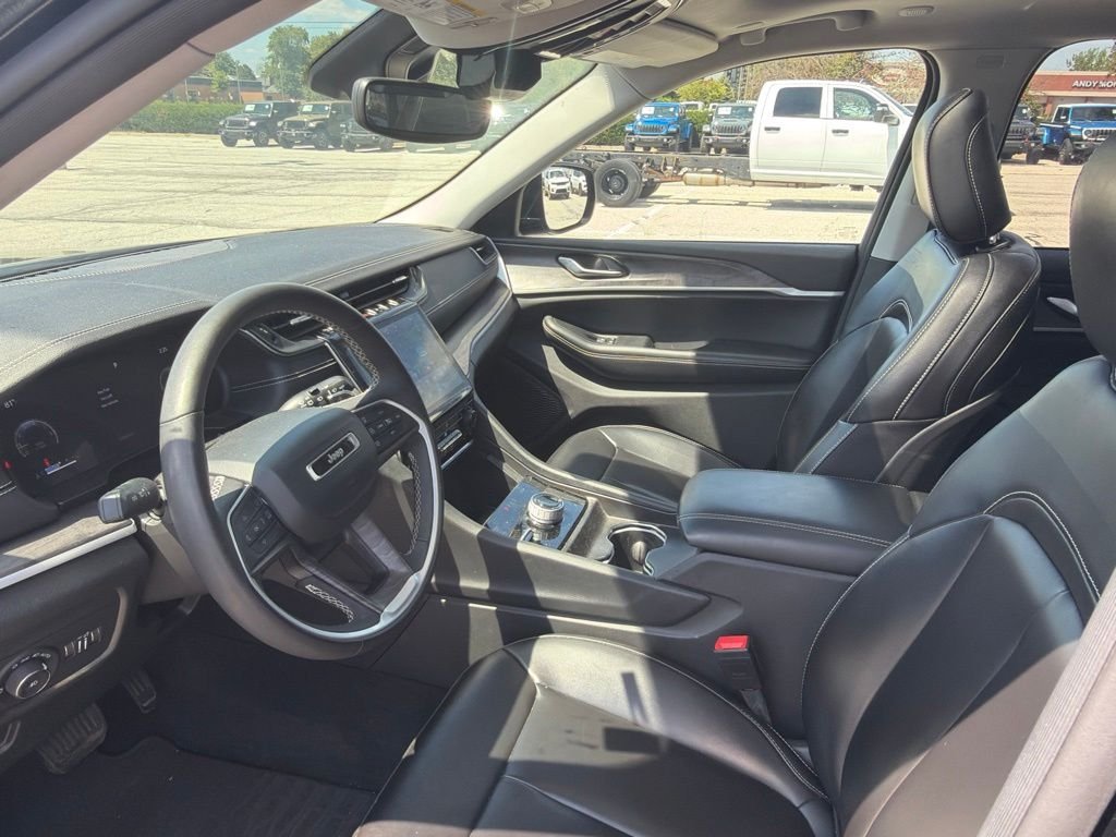Used 2023 Black Jeep Limited image 14