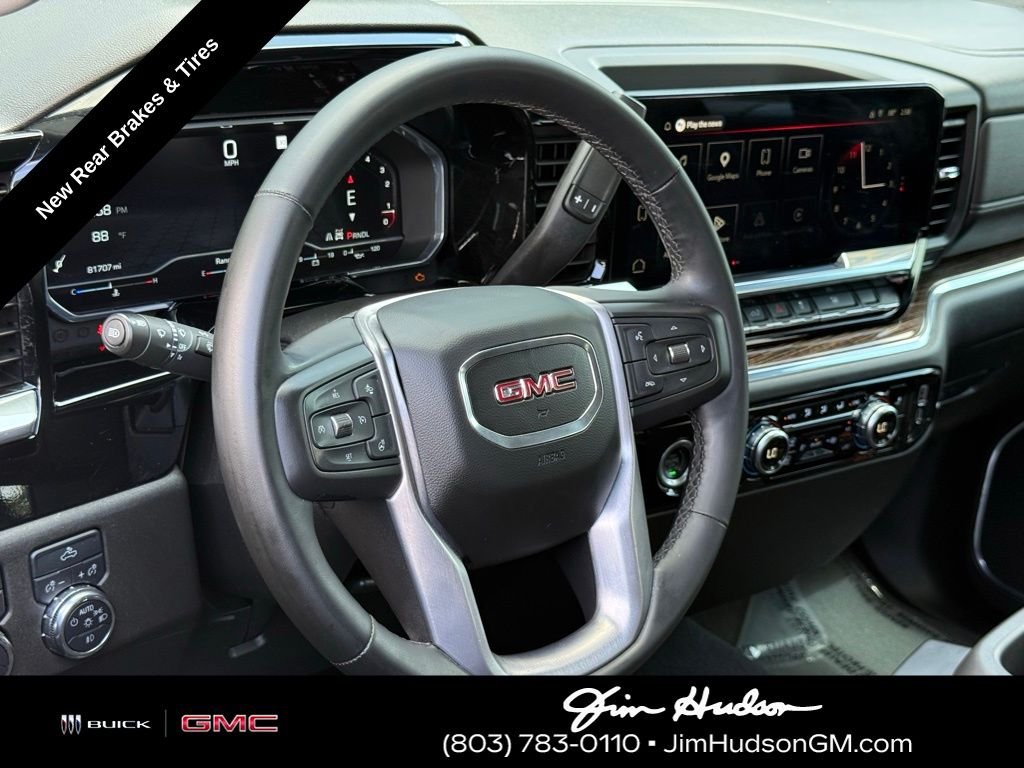 Used 2023 Black GMC Elevation image 17